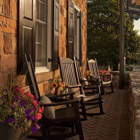 Historic Smithton Inn Ephrata Buitenkant foto