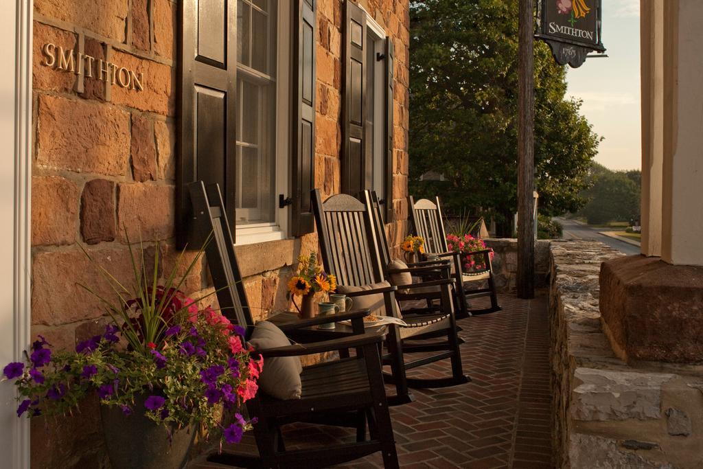 Historic Smithton Inn Ephrata Buitenkant foto