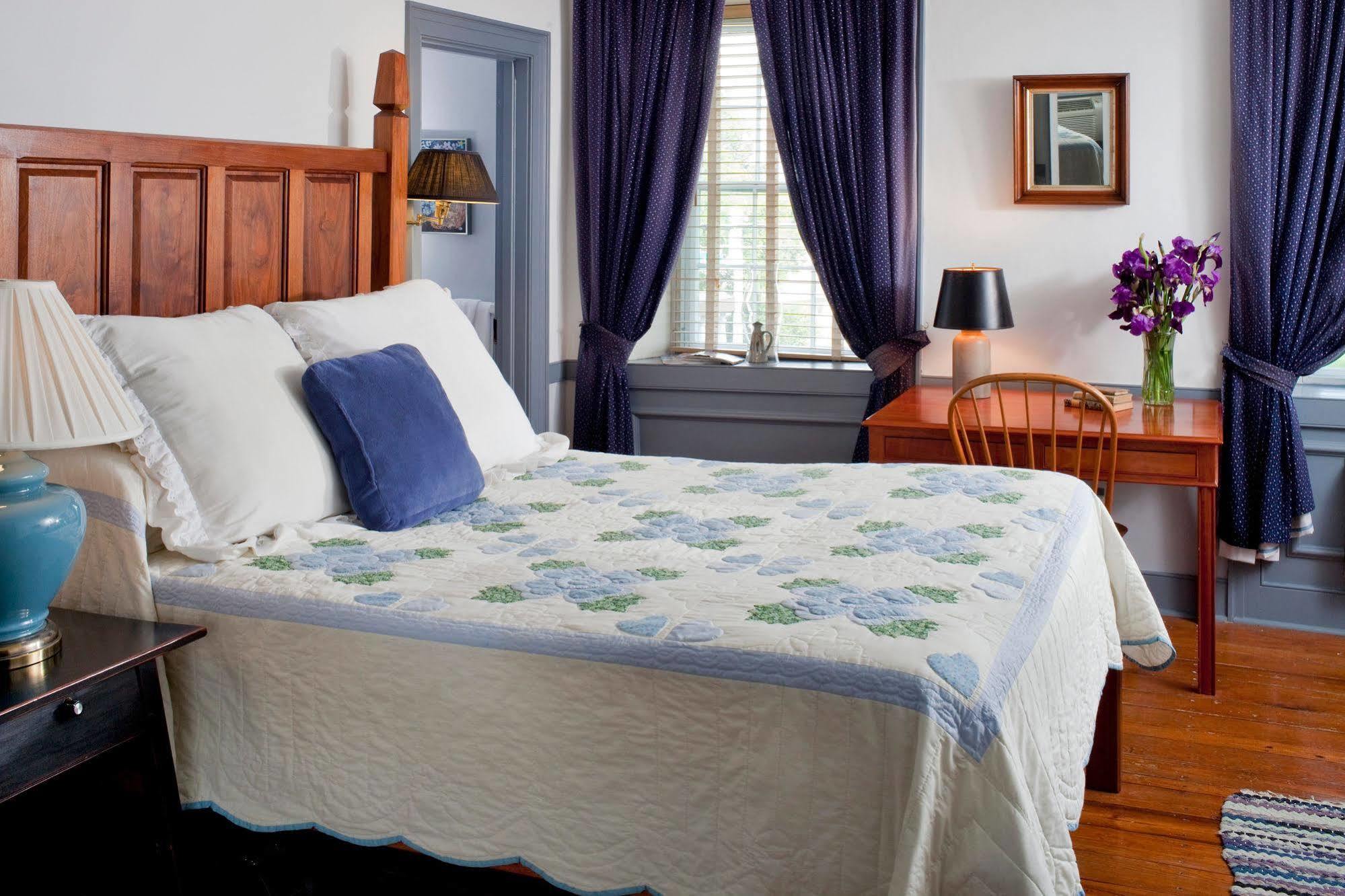 Historic Smithton Inn Ephrata Buitenkant foto
