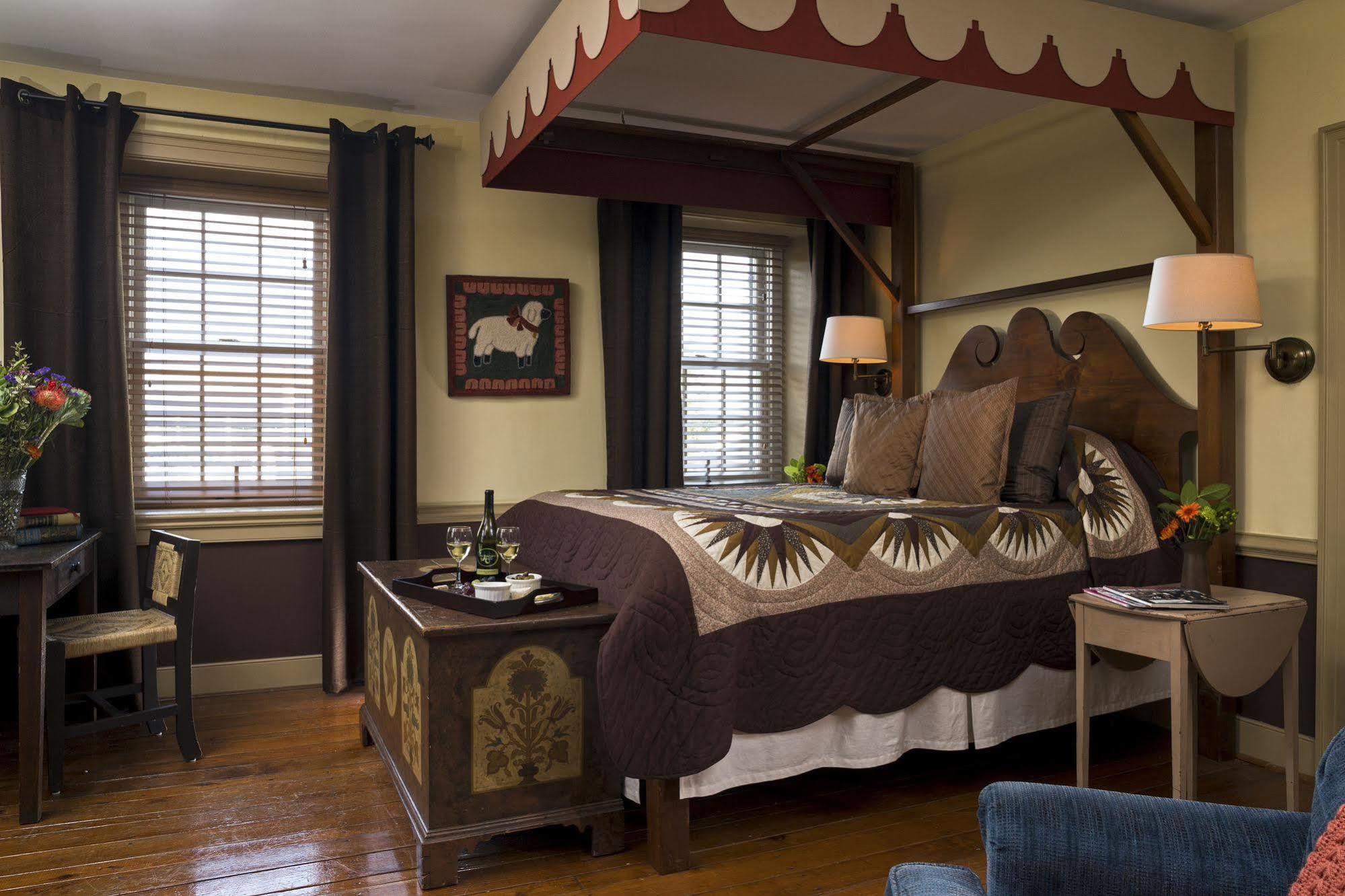 Historic Smithton Inn Ephrata Buitenkant foto