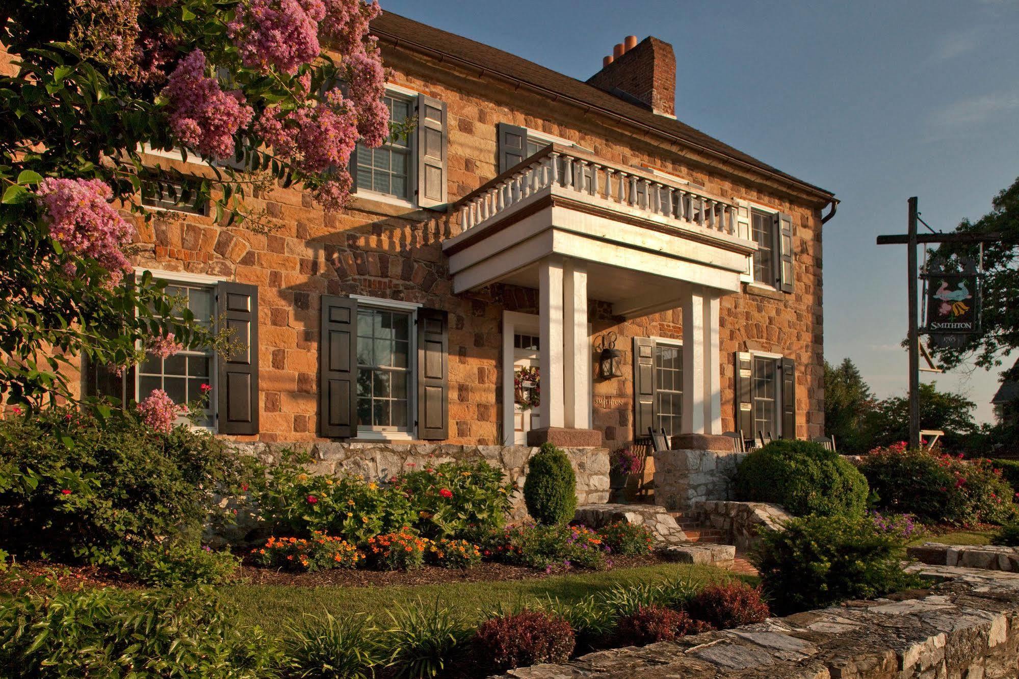 Historic Smithton Inn Ephrata Buitenkant foto
